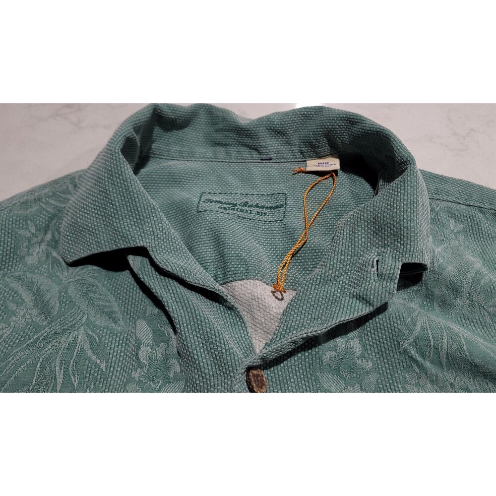 Tommy Bahama Relax 100% Silk Mint Green Hibiscus Floral Hawaiian Tropical M NWOT - Picture 7 of 16